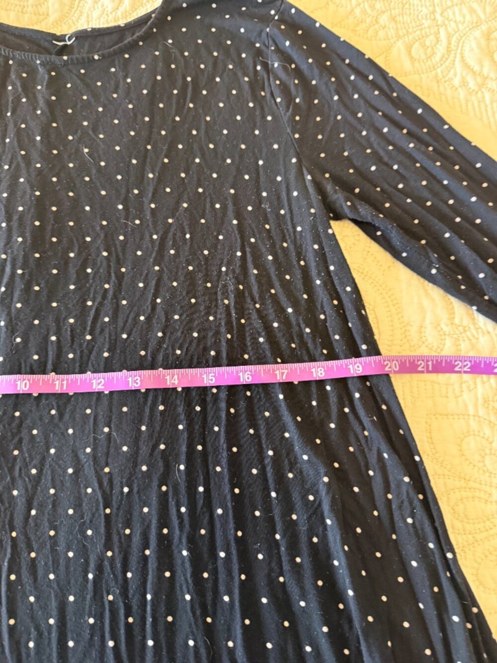 Long-sleeve swing dress featuring a classic polka dot print - Picture 3 of 5